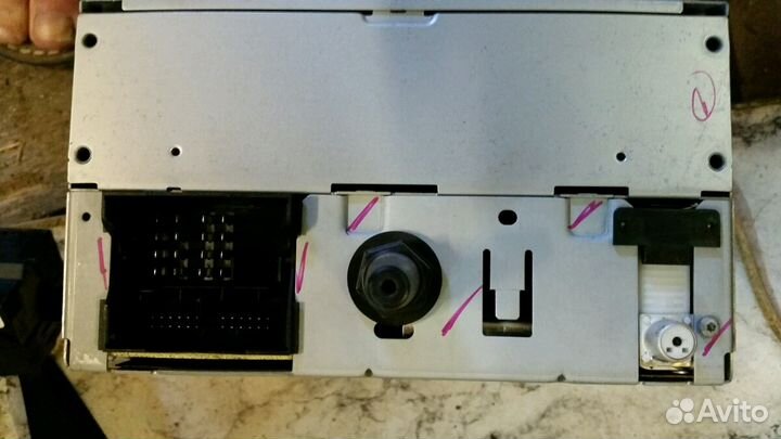 Магнитола с кнопочной рамкой Ford Mondeo 4