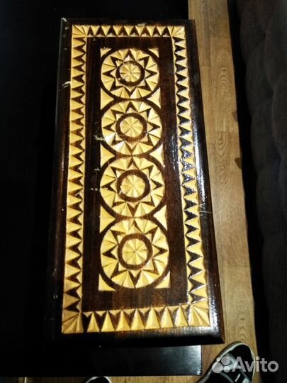 Шкатулка для украшений из дерева