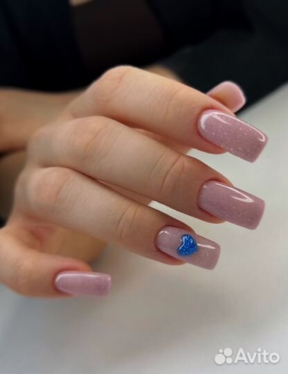 Маникюр гель-лак