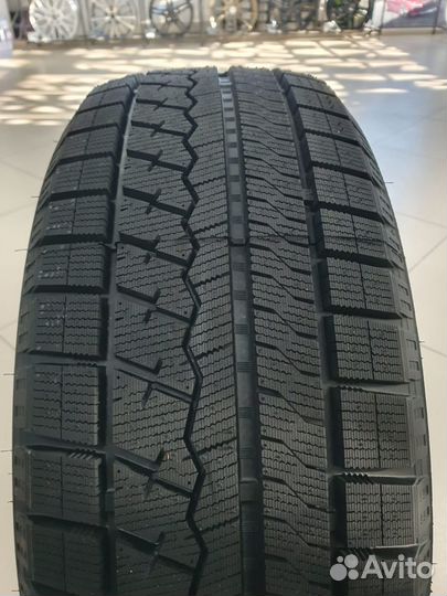 Sailun Ice Blazer Arctic 205/50 R17 89H
