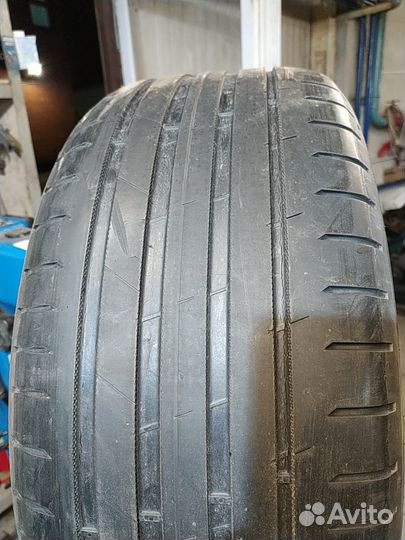 Nokian Tyres Hakka Black 2 245/45 R19