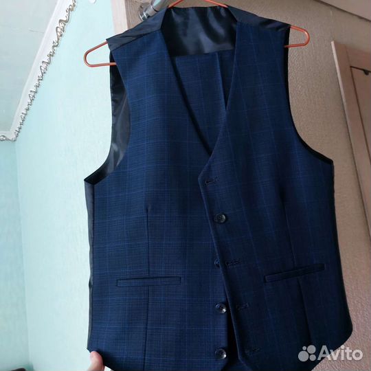 Костюм мужской