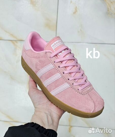 Кроссовки женские Adidas Bermuda