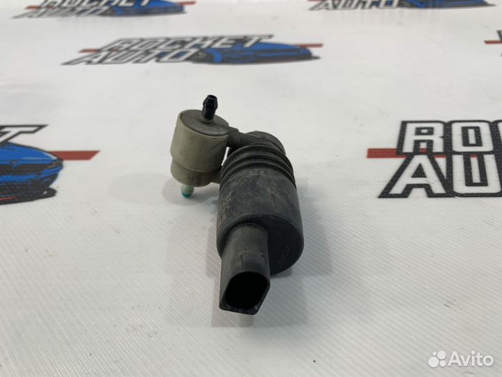 Насос омывателя Porsche Cayenne I 955 Turbo S