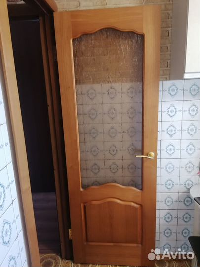 Дверь межкомнатная, деревянная