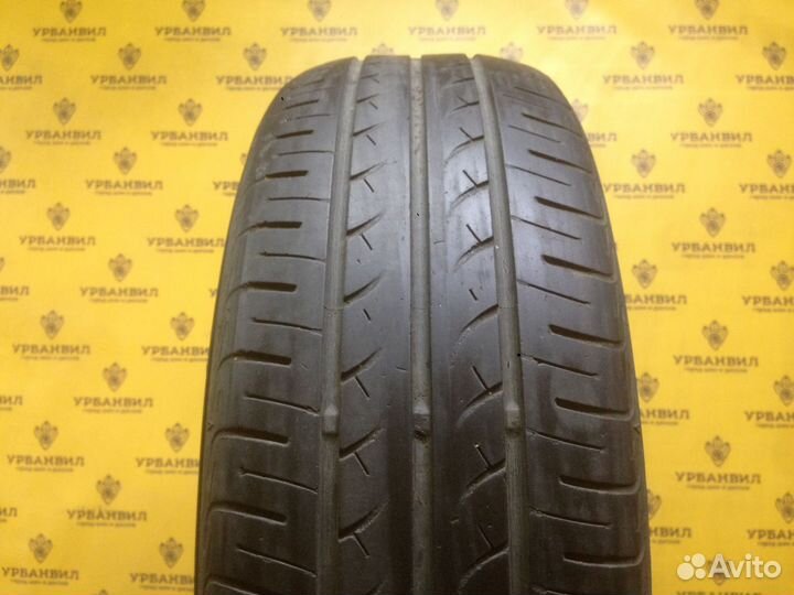 Yokohama BluEarth AE01 185/60 R15 92V