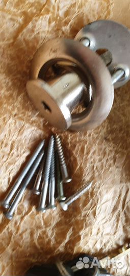 Новый замок с защелкой советского производства