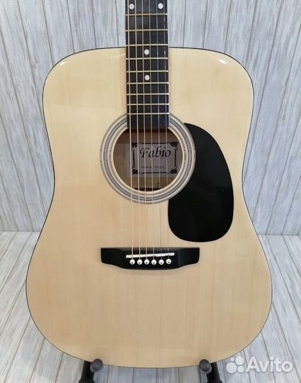 Гитара акустическая