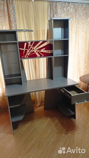 Компьютерный столик бу