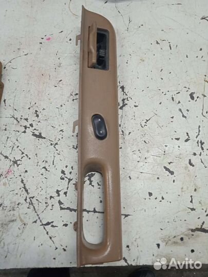 Кнопка стеклоподъёмника задняя левая Ford Explorer