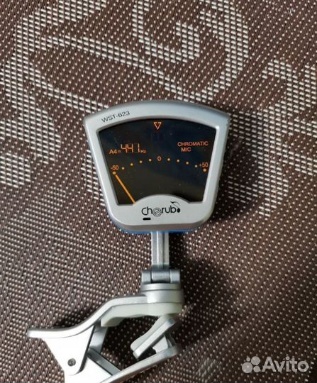 Каподастр тюнер медиатор для гитары