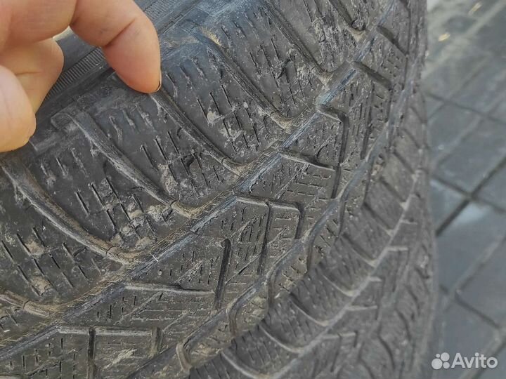 Accelera 651 215/70 R16 104H