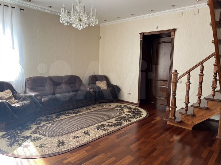 Дом 253 м² на участке 12 сот.