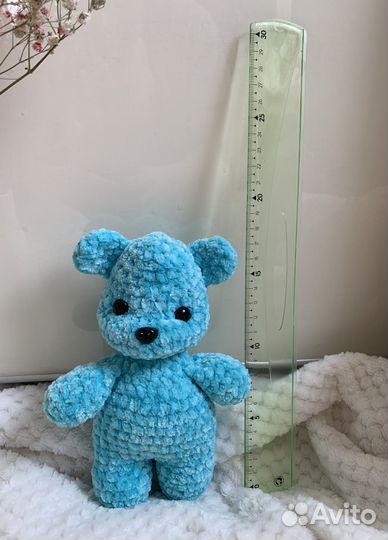 Вязаный мишка, ручная работа