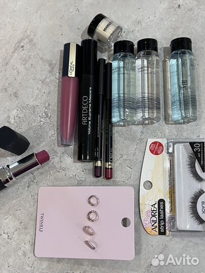 Декоративная косметика пакетом