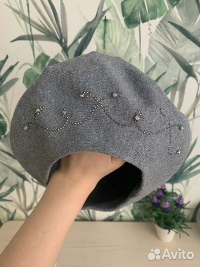 Берет женский новый