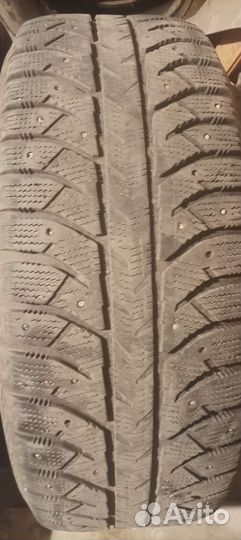 Bridgestone Ice Cruiser 5000 265/65 R17