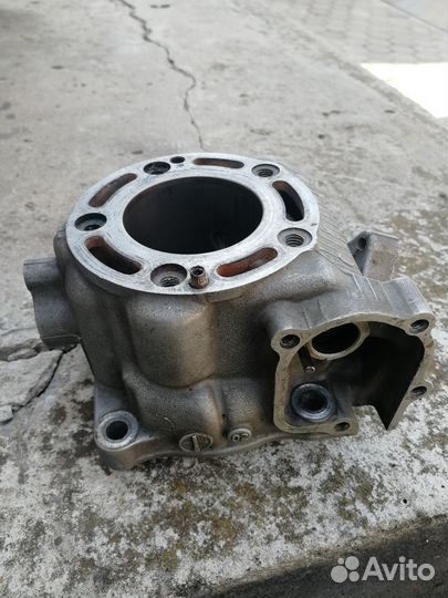 Цилиндр Honda cr125