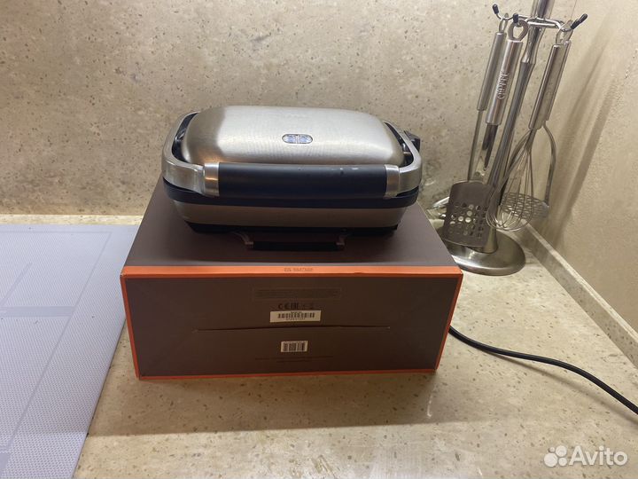 Сендвичница Bork G502