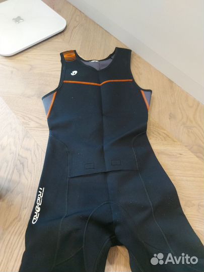Гидрокостюм