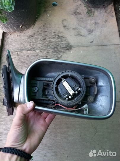 Корпус зеркала audi 100