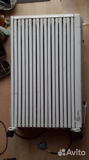 Масляный обогреватель Delonghi,бу