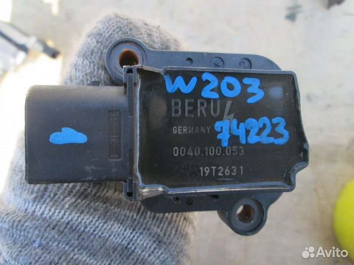 Катушка зажигания Mercedes-Benz C230 W203 271.948