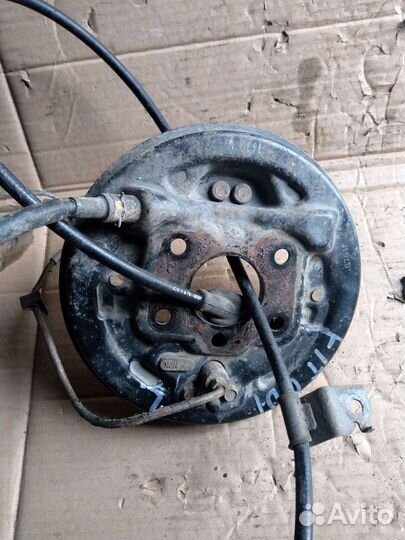 Honda fit механизм стояночного тормаза