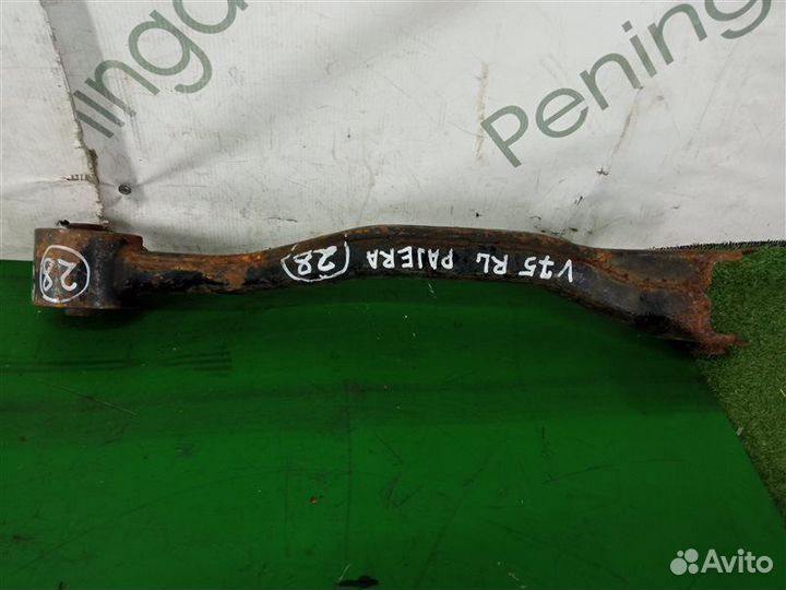 Рычаг подвески задний левый Mitsubishi Pajero V75W