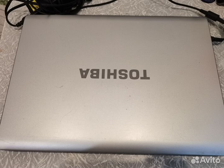 Ноутбук тошиба на запчасти