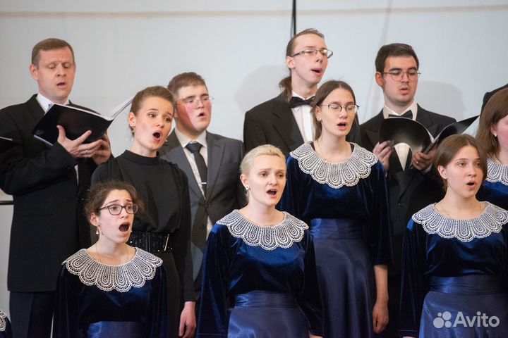 Репетитор по музыке (сольфеджио, фортепиано)