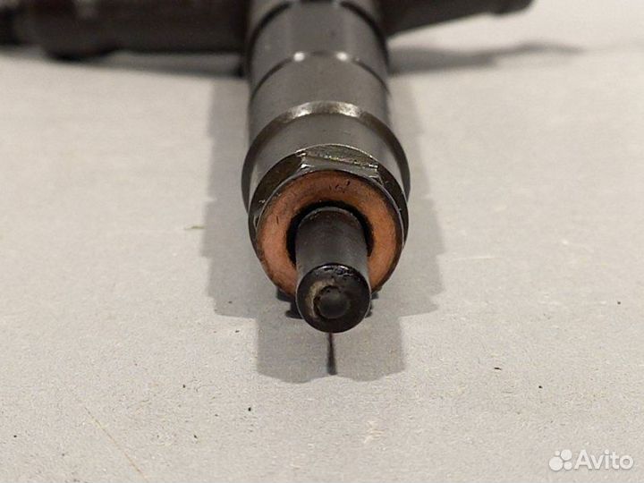 Форсунка топливная Nissan Pathfinder YD25ddti 2010