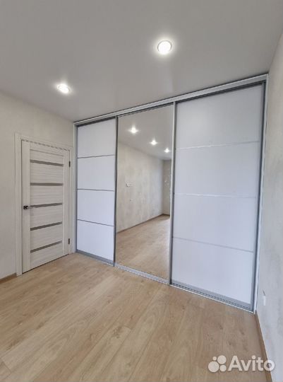 Шкаф стенка