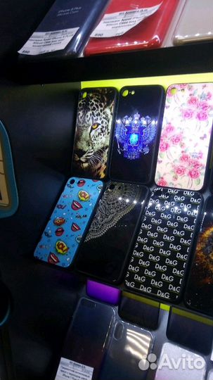 Чехлы на телефоны