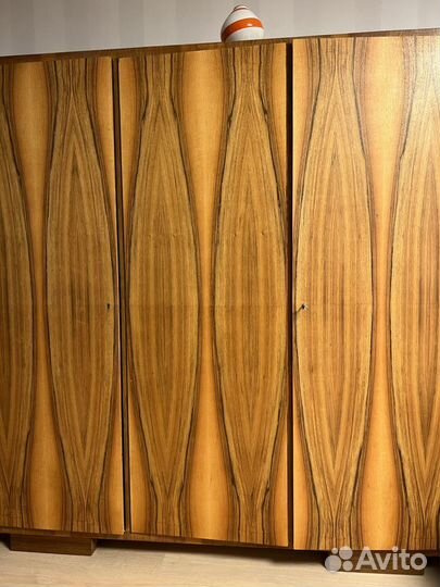 Шкаф винтаж