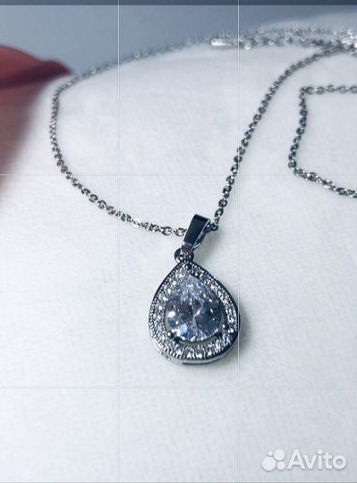 Кулон с цепочкой