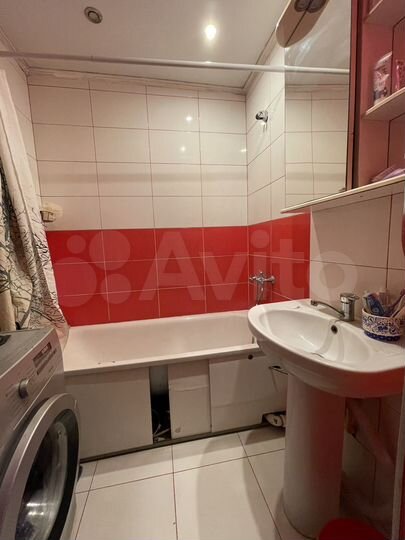 3-к. квартира, 65 м², 3/6 эт.