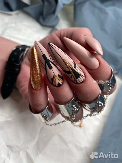 Маникюр, педикюр, наращивание ногтей