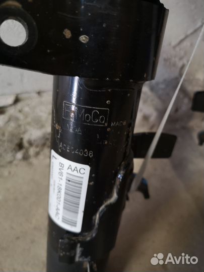 Стойки передние на Ford focus 3