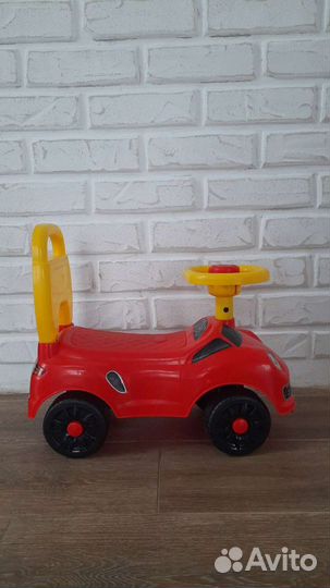 Машинка-каталка