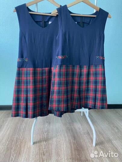 Продам школьные сарафаны