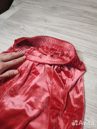 Новый костюм женский модный 46 (M)