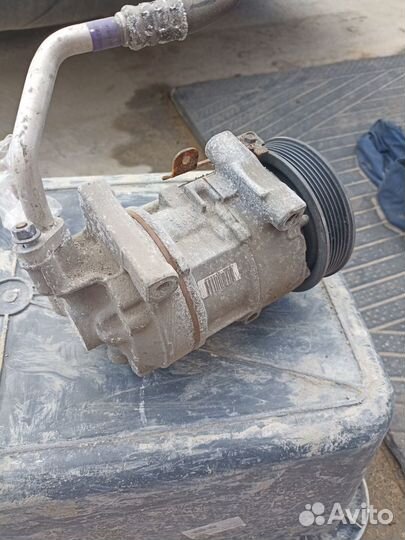 Компрессор кондиционера Пежо Citroen двигатель EP6