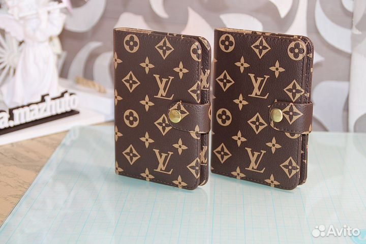 Обложка на паспорт louis vuitton (ручнаяработа