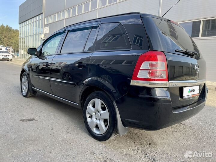 Opel Zafira 1.8 МТ, 2012, 112 000 км