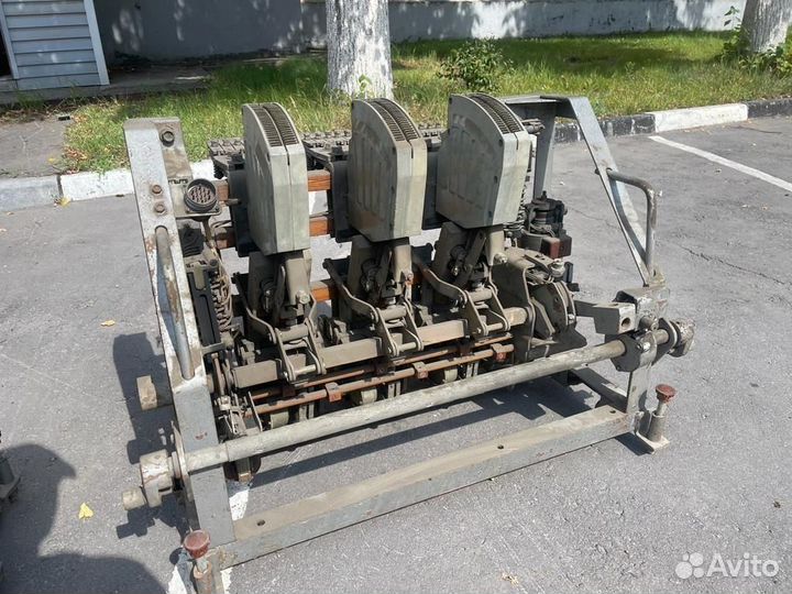 Автоматический выключатель ав2М15С-55-43 1500А;