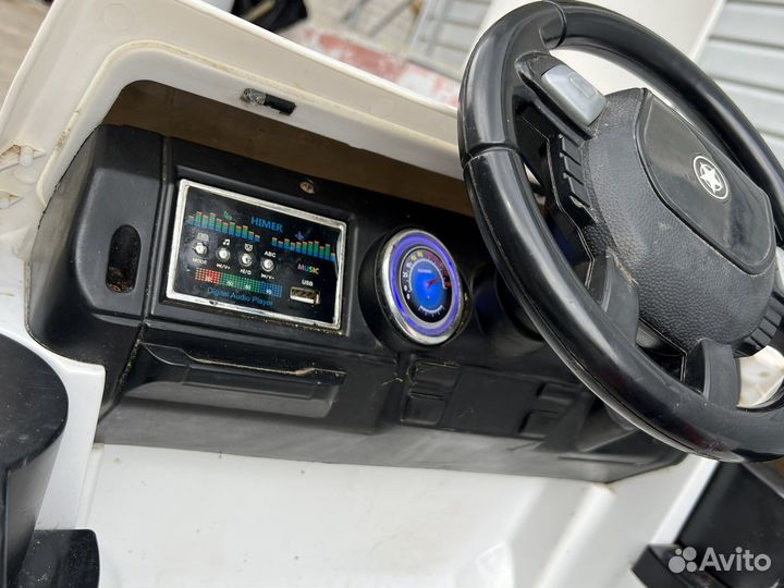 Детский электромобиль