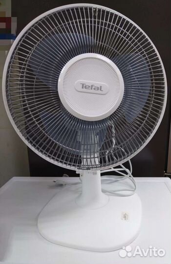 Вентилятор настольный Tefal Essential+