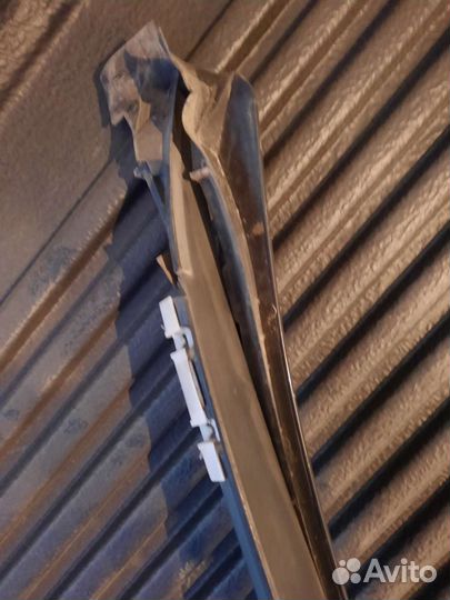 Молдинг крыши левый и правый Opel Astra G