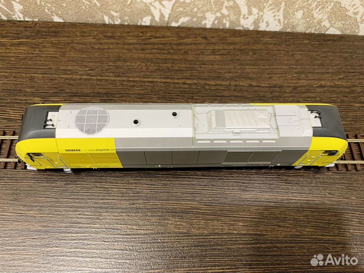 Локомотив Roco HO 1/87